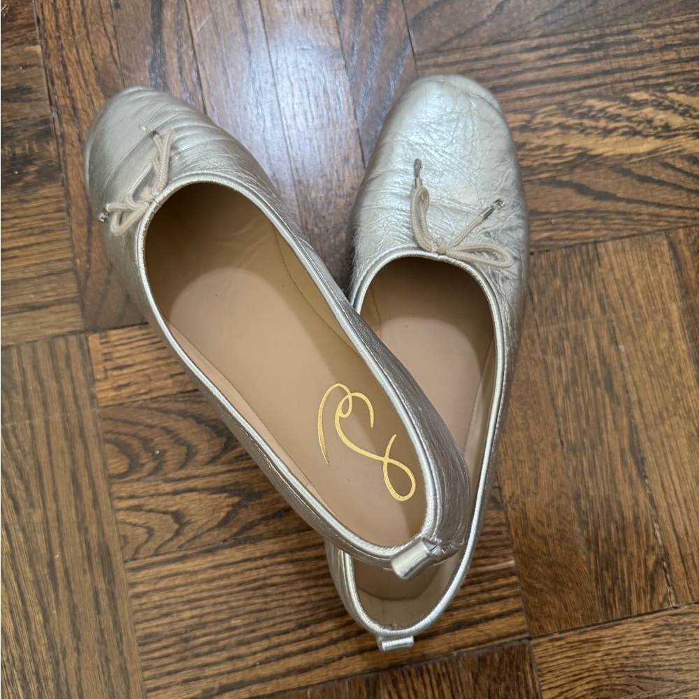 Silver Sam Edelman ballerinas! Size 9! - Picture 2 of 4